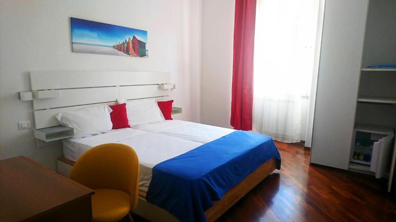 Stanza Con Bagno Ed Accesso Privati Hotel ตรีเอสเต ภายนอก รูปภาพ
