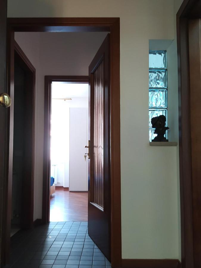 Stanza Con Bagno Ed Accesso Privati Hotel ตรีเอสเต ภายนอก รูปภาพ